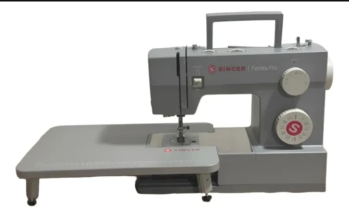 Máquina de costura Singer Facilita Pro 4423
