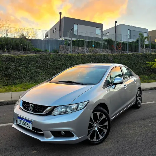 Honda Civic Sedan LXR 2.0 Flexone 16V Aut. 4P 2015