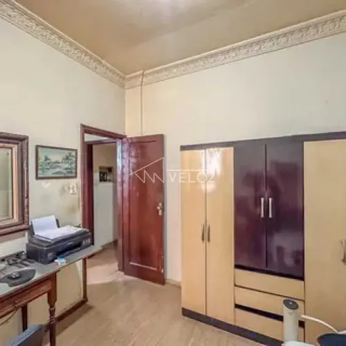 Apartamento : / Residencial / Laranjeiras