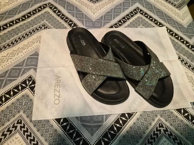 Sandália Arezzo Semi Nova