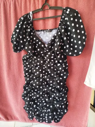 Vestido Drapeado bolinhas -zara
