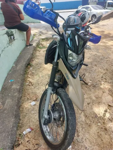 Crosser