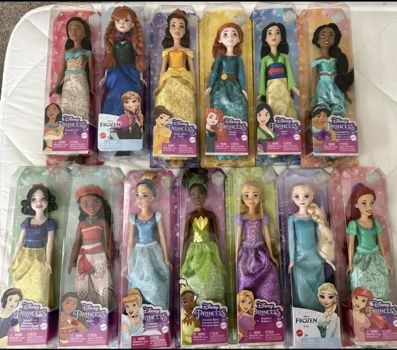 BONECA BARBIE PRINCESAS DISNEY VALOR POR UNIDADE NOVAS LACRADAS TENHO TODAS DA FOTO. 