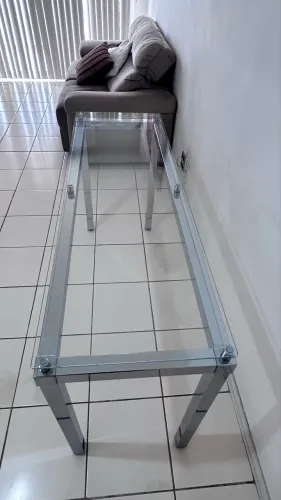 Aparador de Alumínio e Vidro
