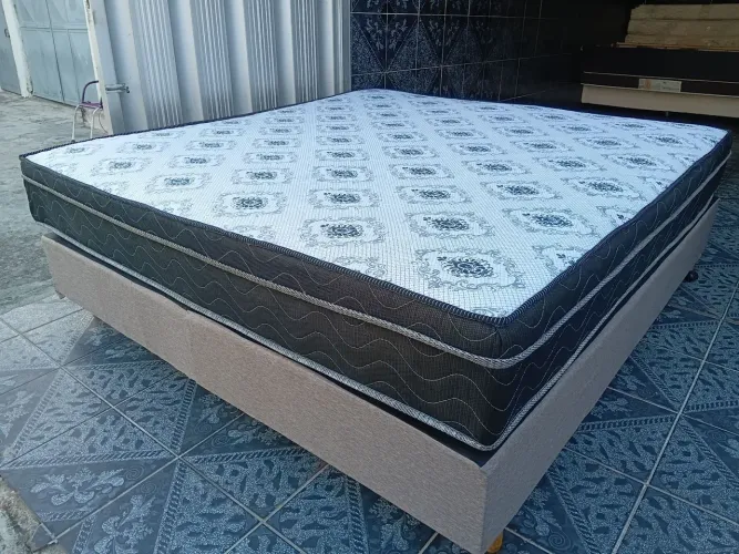 Cama king Ortobom seminova