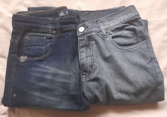 Kit/Lote 2 Calças Jeans Skinny (Azul e Azul Levemente Escura ~Tam40) John John e Zara Man