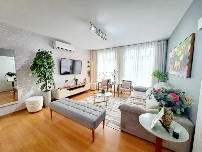 Imperdível apartamento em Bento Ferreira: 4 quartos, 2 suítes, 2 salas, 3 banheiros, 2 vag