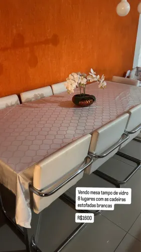 Mesa tampo de vidro 8 lugares 