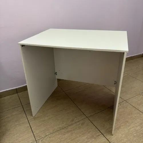 Escrivaninha Bege / Off-white para Escritório ou Estudo - 80cm (tenho 4 unidades)