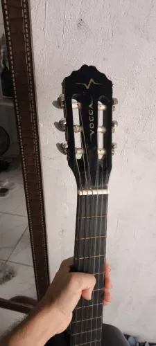 Violão novo