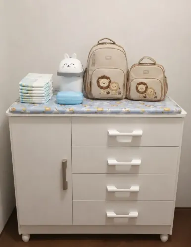 Cômoda de bebê 