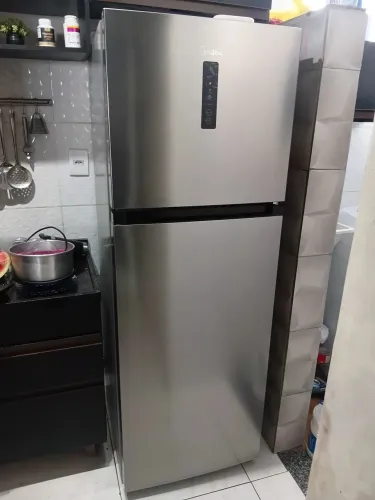 Geladeira midea