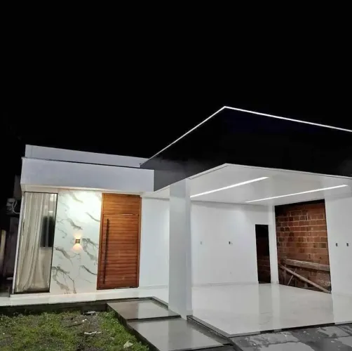 ALUGA-SE CASA NO RESIDENCIAL AMAZONAS 