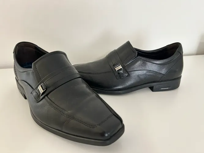 Sapato Democrata Hi-SOFT32 n40