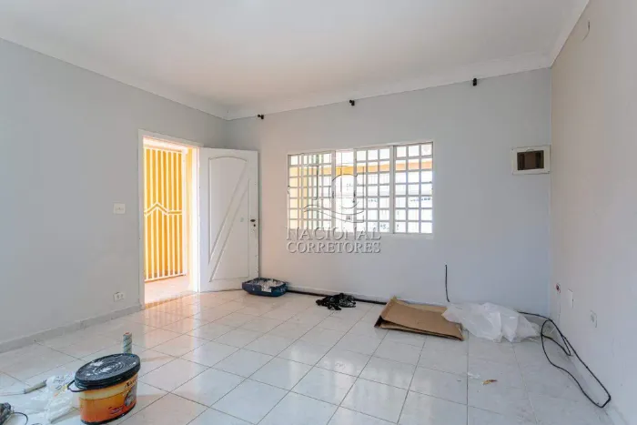 Sobrado para Aluguel em Santo André Jardim Stella 220m²