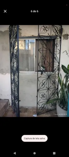 Vendo portão de ferro de duas bandas