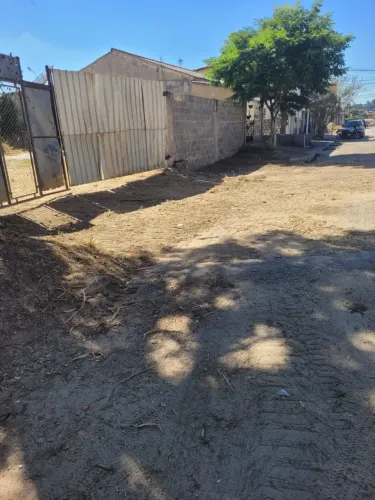 Imóvel para aluguel possui 1200 metros quadrados em Paraíso - Resende - RJ