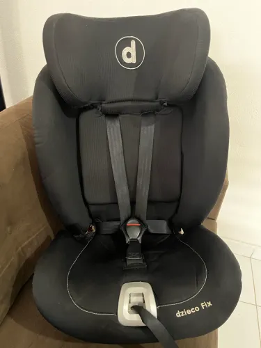 Cadeirinha para carro ( Dzieco fix )