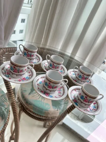 Jogo de Xícaras de chá porcelana