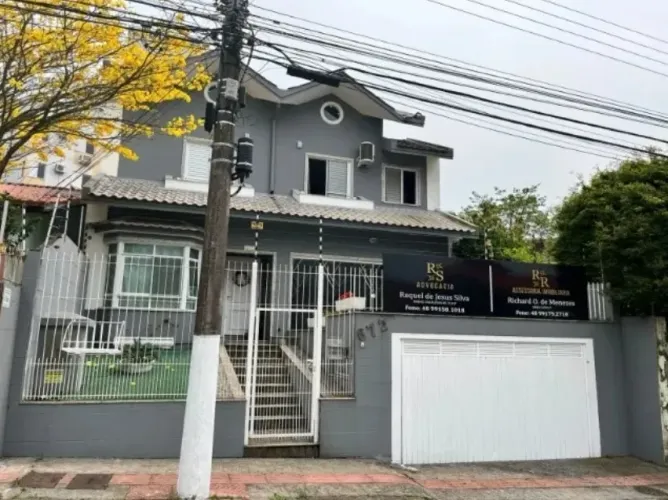 Casa de 4 dormitórios à venda no Canto