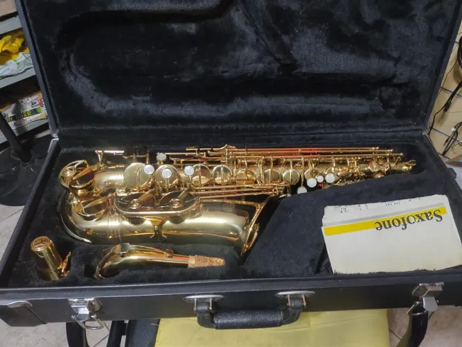 Sax alto Júpiter Seminovo