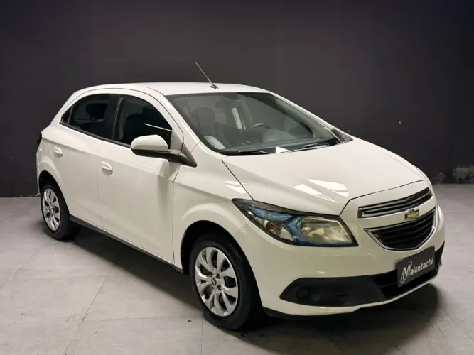 Chevrolet Onix Hatch LT 1.4 8V Flex Power Mec. 4P 2014