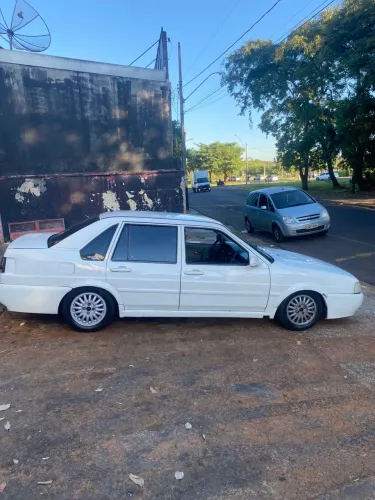 Volkswagen Santana 1.8 MI (álcool) 2003