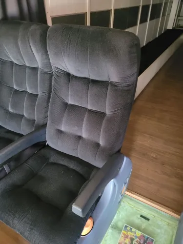 Bancos de ônibus.....bancada com 40 poltronas