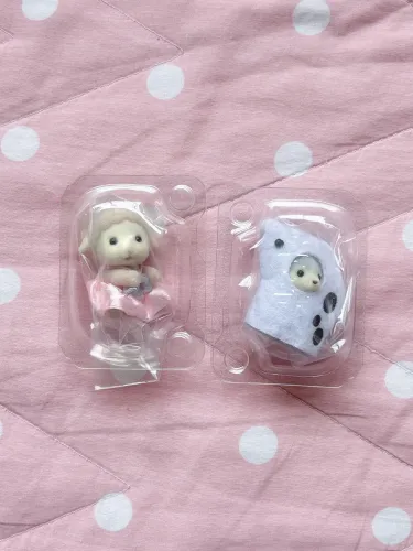 Sylvanian Families - Loteria 2022 - Ovelha e Husky Lacrados