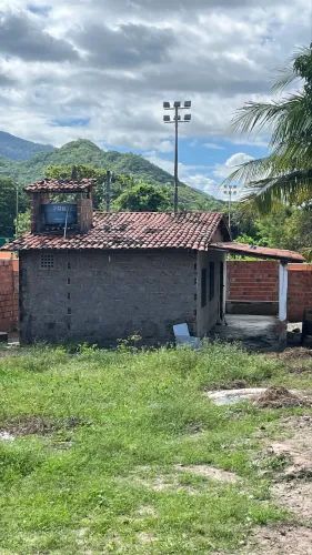 4. Casa à venda. Excelente oportunidade. Chame no privado para mais detalhes.