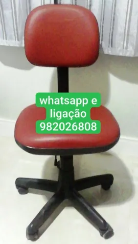 Cadeira Secretária Giratória Vermelha