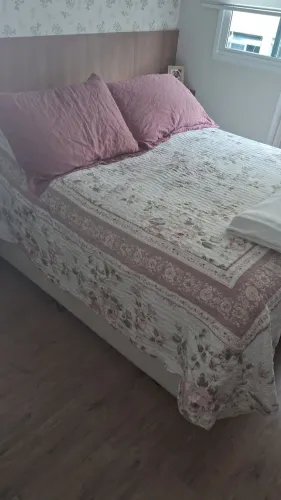 Cama casal baú + colchão ortobom. Usado.