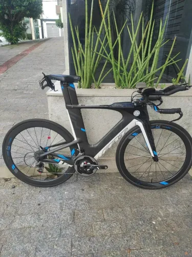 Bicicleta Felt IA 54,Sram red de 1111 vel,rodas carbono, potenciômetro 