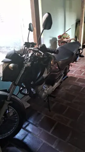 Vendo titan fan muito conservada