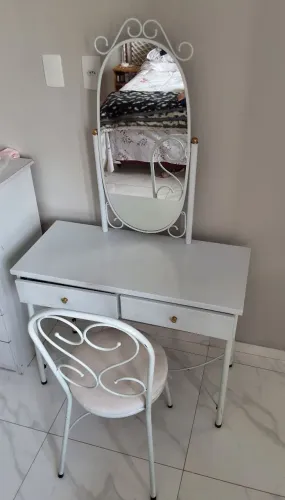 Penteadeira vintage branca