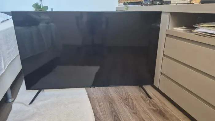 Smart TV Samsung 50" TU8000 com Defeito - Para Peças
