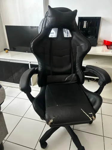 Vendo cadeira gamer 200,00