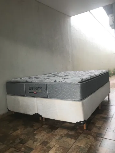 Linda Cama Queen Size PELMEX