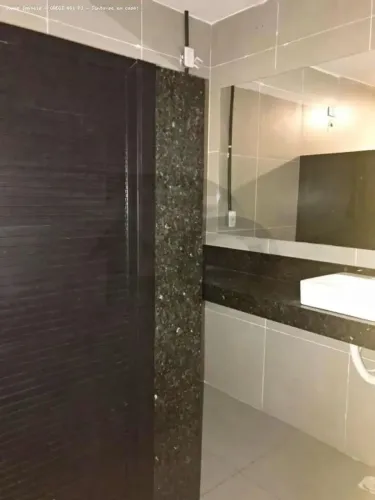 Ponto Comercial de 300m² na Av. Melício Machado, no Bairro Atalaia.