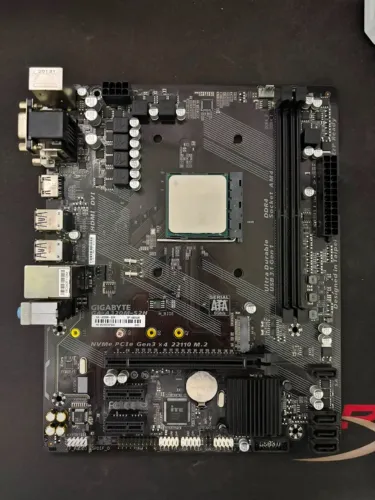 Kit Upgrade: Placa Mãe Gigabyte GA-A320M-S2H AMD AM4 DDR4 + Ryzen 3500X