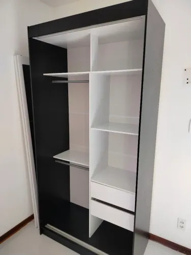 Guarda roupa de Solteiro