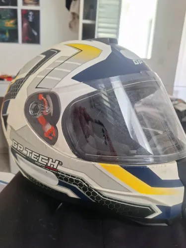 Capacete GT Tech