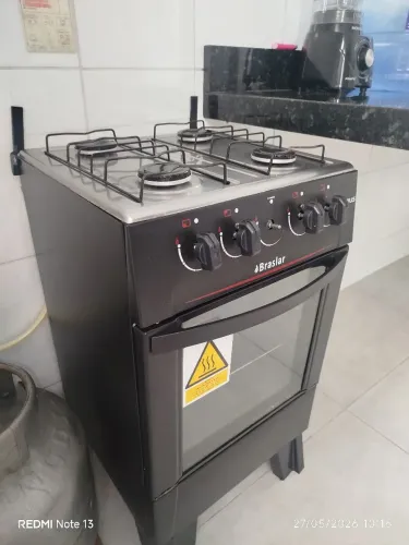 Fogão,forno todo bom bem conservado 