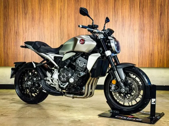 Honda CB 1000R 2023