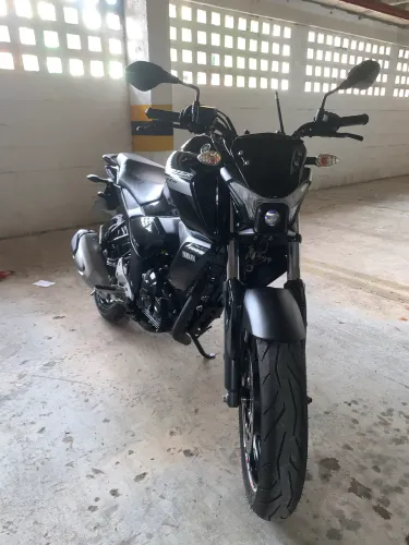 Yamaha FZ15 2022/2023 | 17.000 km | Impecável | Particular