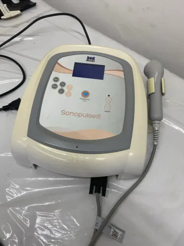 Ultrassom terapêutico/ ultrassom/ eletroterapia
