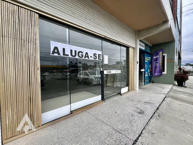 Loja Vitrine de 57m² para locação por R$ 6.000,00 - Bairro Itoupava Central - Blumenau/SC