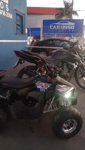 Quadriciclo marca fun Taurus 110Cc