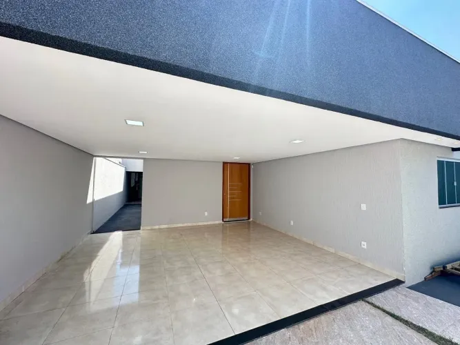 Linda Casa com 3 quartos à venda, 200 m² por R$ 650.000 - Jardim Itália - Anápolis/GO