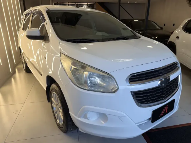 Chevrolet Spin LT 1.8 8V Econo.flex 5P Mec. 2013